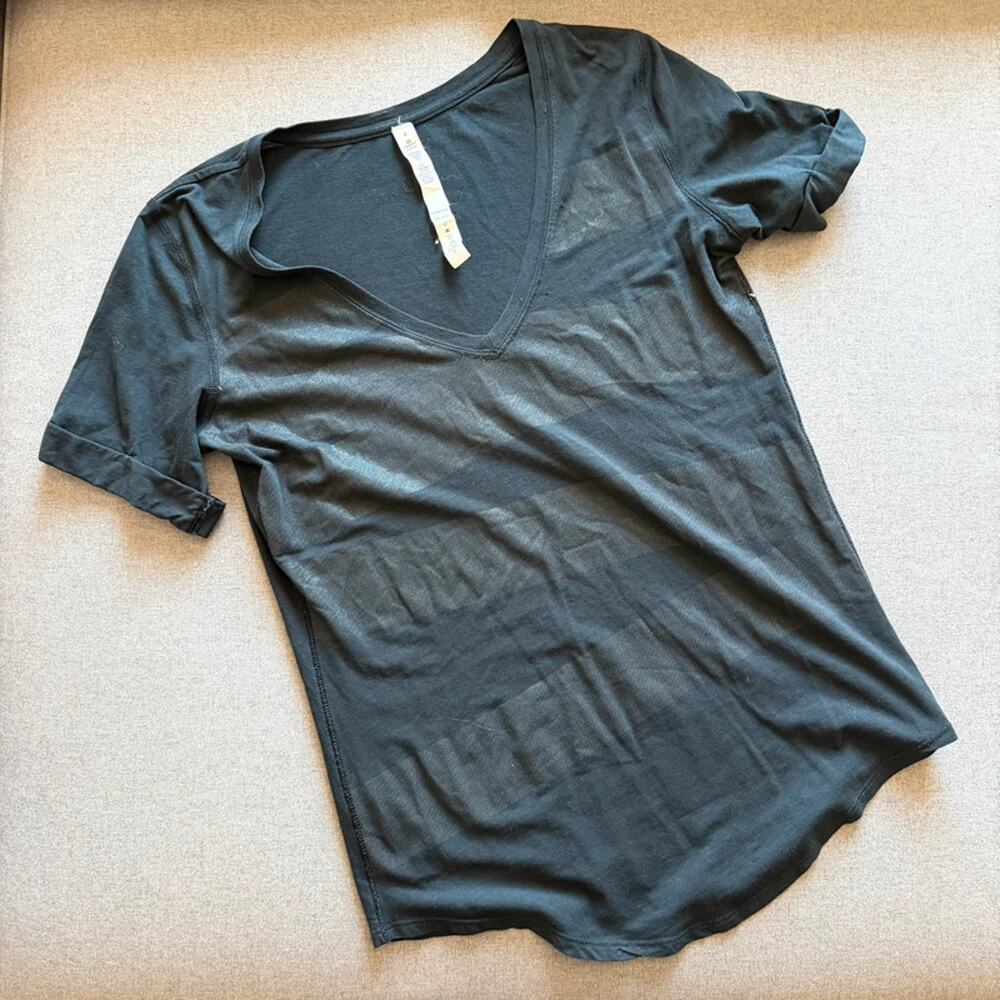 Lululemon Vneck Shirt